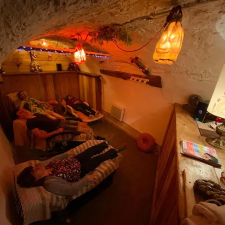 بيت ضيافة L'oustaliere Saint-Georges-de-Levejac