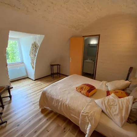 L'oustaliere 3* Saint-Georges-de-Levejac